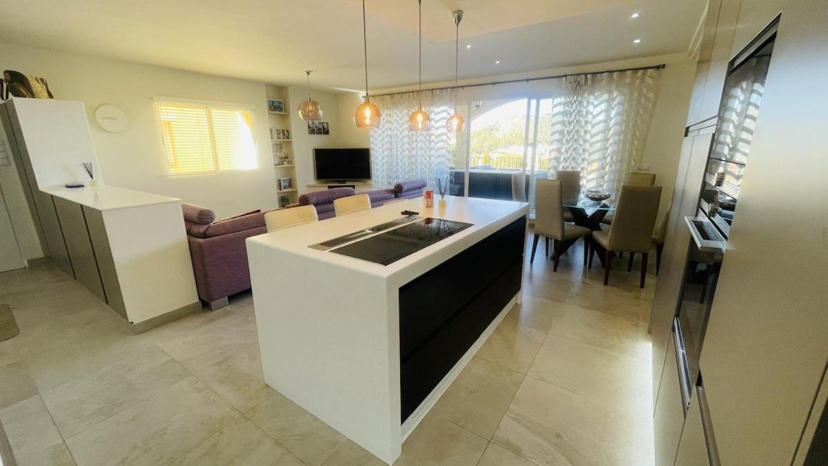 Stunning Three Bedrooms In Los Olivos Atamaría Eksteriør bilde